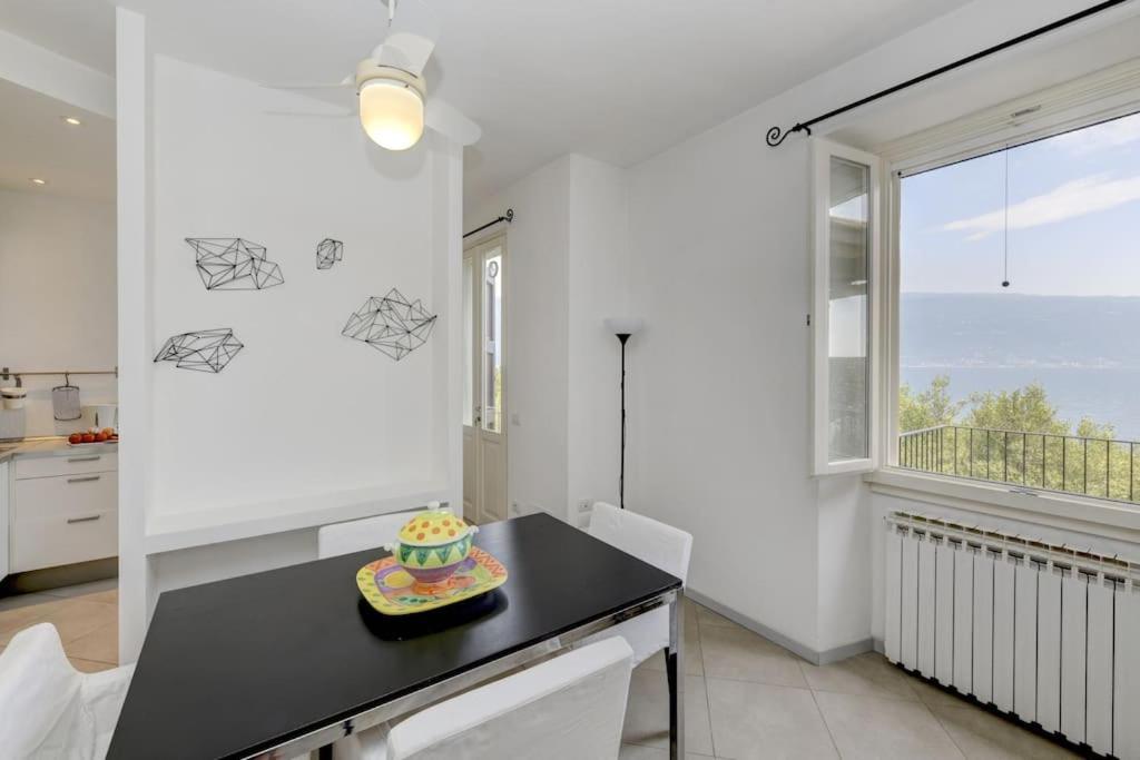 Oleandro Apartment Directly On The Lake Gargnano Exterior photo